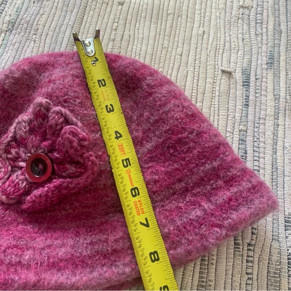 Handmade Felted wool hat pink - Picture 2 of 5